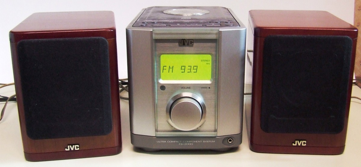 JVC FS 2000GD Ultra Compact Component System with JVC SP UX2000RGD