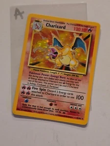😻 Pokémon CHARIZARD Set Base 4/102 * HOLO * LP? WOW! - Foto 1 di 7