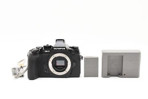 10352shots!! Exc++++ Olympus OM-D E-M1 16.3MP Digital Camera - Black (Body Only) - Picture 1 of 12