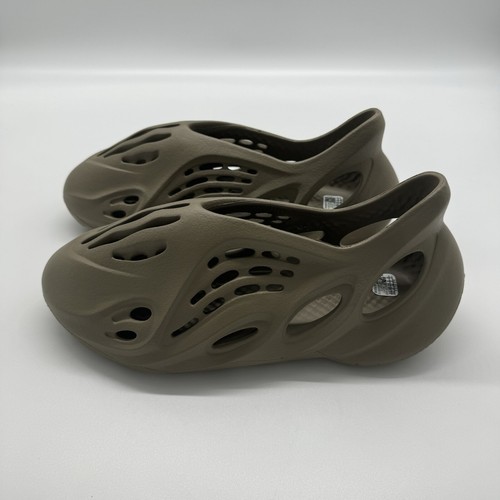 Adidas Yeezy Foam RNR Stone Taupe