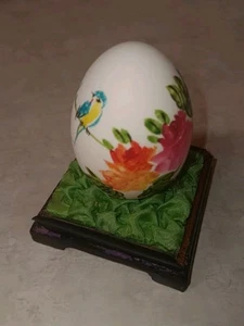 Vtg Handpainted Bird on Egg w Display Cushion People's Republic China NO CASE - Picture 1 of 8