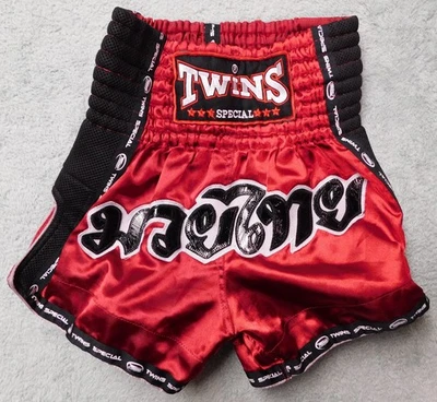 Pantalones Cortos Especiales Muay Thai Gemelos Adultos Pequeños Negros Rojos Bangkok Para Hombre Lucha Foto 1 de 4