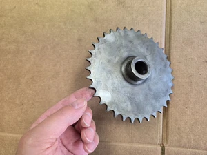 MTD Craftsman Murray 2 Stage Snow Blower Sprocket & Hub Assembly    583012MA - Picture 1 of 2