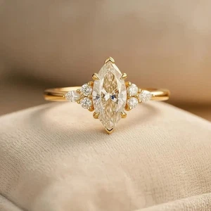 4.30 Ct Marquise EF/VS1 Lab Grown Diamond Solitaire Wedding Ring 14k Yellow Gold - Picture 1 of 4