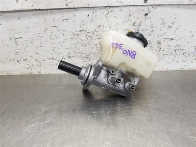 Lexus IS300 19 2019 2,0 L cilindro maestro de freno Foto 1 de 4