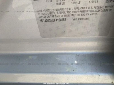 Alternador usado serve: 2015 Chevrolet Sonic 1.8L MT grau A - Imagem 1 de 4