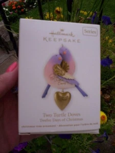 Hallmark Ornament Twelve Days of Christmas Two Turtle Doves 2012 2nd New - Picture 1 of 4