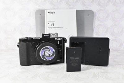 Nikon 1 V3 Gehäuse in Schwarz - Nur 5802 Klicks - GT24 Hit! - Bild 1 von 4