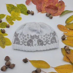 Hand Knit Handmade Hat Baby Toddler 12m - 2T Unisex Beanie CATS White Gray KT008 - Picture 1 of 5
