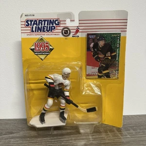 1995 Pavel Bure Canucks Starting Lineup Figure In Box - Picture 1 of 3