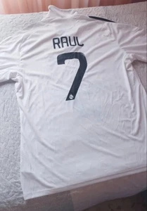 camiseta Real Madrid firmada por Raúl - Imagen 1 de 9