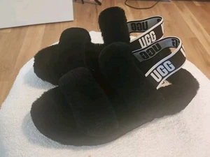 NUEVO SIN ETIQUETAS NUEVO UGG Fluff Yeah Slide Zapatilla para Mujer - NEGRA EE. UU. Talla 8 MUJERES - Imagen 1 de 8