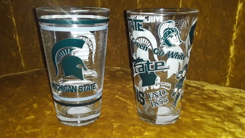 Lot of 2 Michigan State Spartans 16oz. Medley & Ring Vintage Pint Glass (NEW) Cover