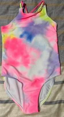 Terno de banho The Children’s Place Girl’s Tie Die Rainbow peça única - Tamanho 7/8 - Imagem 1 de 3