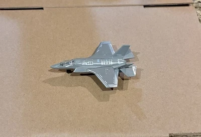 2019 Matchbox Sky Busters Top Gun MAVERICK Lockheed Martin F-35 B Jet б/у в отличном состоянии - Изображение 1 из 4
