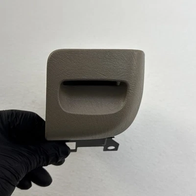 Portavasos doble Chevy Silverado GMC Sierra Suburban Yukon Tahoe 95-98 Md beige Foto 1 de 4