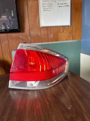 Fits 2008-2011 Ford Focus Right Tail Light Assembly OEM#:9S4Z13404D Foto 1 de 3