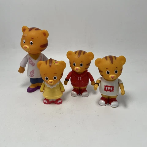 Daniel Tiger's Neighborhood Friends & Family 3” Figures Lot of 4 Cover
