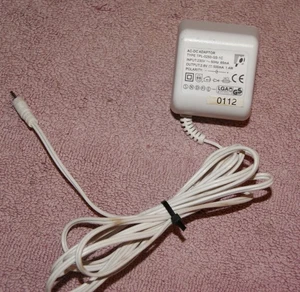 Netzteil TYPE TPL-0250-GS-1C 2.8 V / 500 mA / 1.4 Watt - Bild 1 von 1