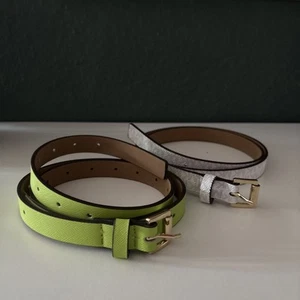 MICHAEL KORS 2 schmale Gürtel Im Set Weiß Mit MK Logo Apfel Grün Neu Grüße L - Bild 1 von 8