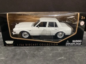 1986 1:24 Scale Motormax Die-Cast Dodge Diplomat Blank - Picture 1 of 4
