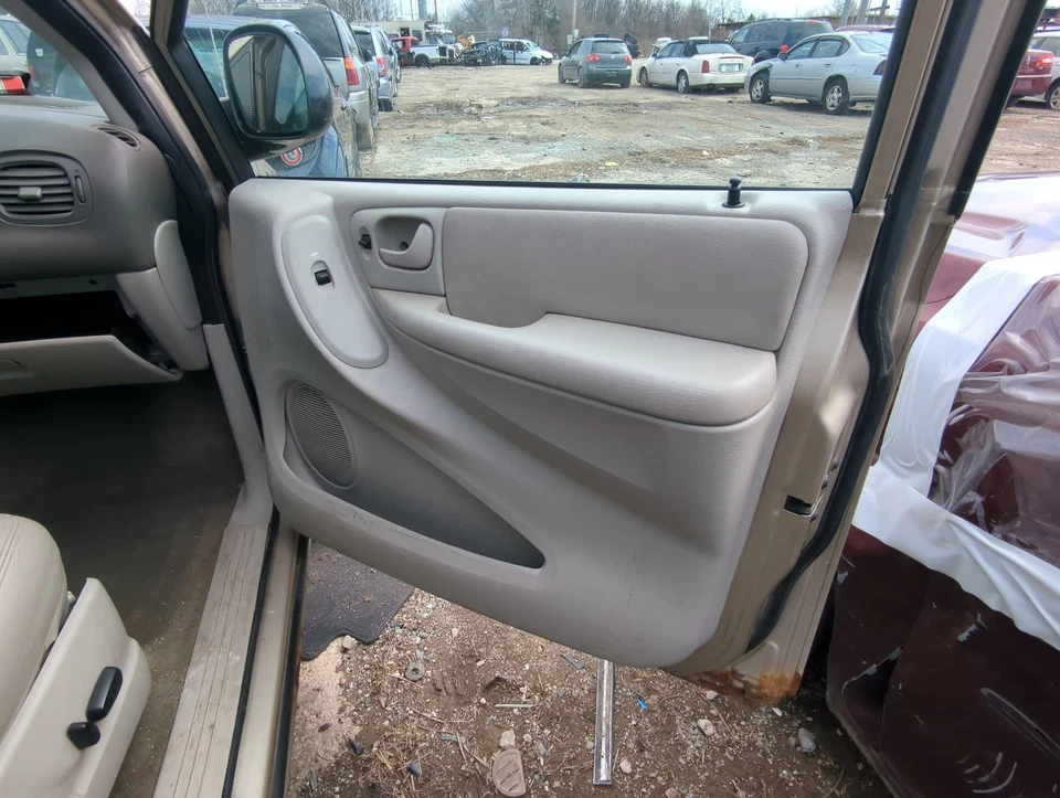Dodge Caravan 2006 pasajero delantero derecho interior panel puerta moldura BU6F9 Foto 1 de 1