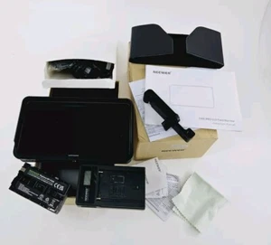 NEEWER F400 PRO 6 Inch Camera Field Monitor, Waveform, Vector Scope, Full HD - Picture 1 of 11