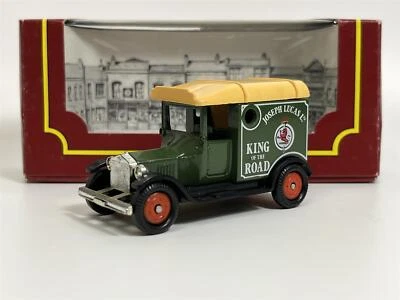 Ford Model T Van King Of The Road the Village Cameo From Corgi CAM1D S8 - Image 1 of 4