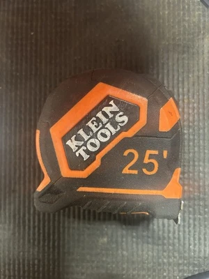 Klein Tools 25' Single-Hook Tape Measure 9125AL  - Used - Good Working Condition - Image 1 of 3