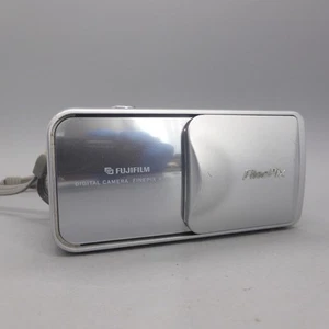 Fujifilm Digital Camera FinePix A120 3.1MP Silver Tested - Picture 1 of 9