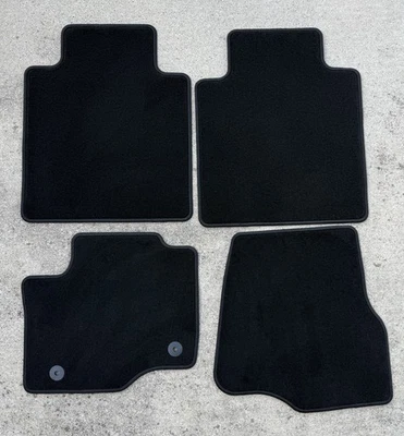Novo OEM Ford Super Duty Tapetes de Chão F-250 Crew Cab 2017-2022 Conjunto de 4 Peças Preto - Imagem 1 de 4