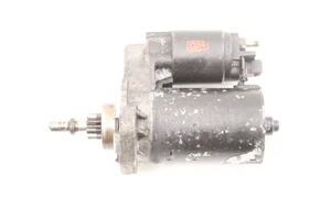 Anlasser Audi A3 8L 020911023N BOSCH 1.6 74 KW 101 PS Benzin 06-1997 - Picture 1 of 3