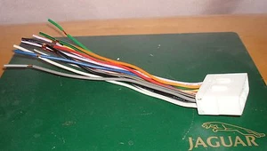 NUEVO ADAPTADOR DE ARNÉS DE RADIO JAGUAR XJS 95 96 PARA INSTALACIÓN DE RADIO DE REPUESTO - Imagen 1 de 6