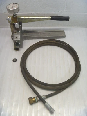 Bomba de prueba hidrostática manual Wheeler Rex 300 PSI TAL CUAL Foto 1 de 4