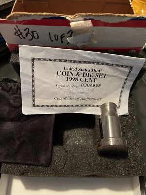 United States Mint COIN & DIE Set 1998 CENT - Philadelphia - Original Box & COA - Image 1 of 4