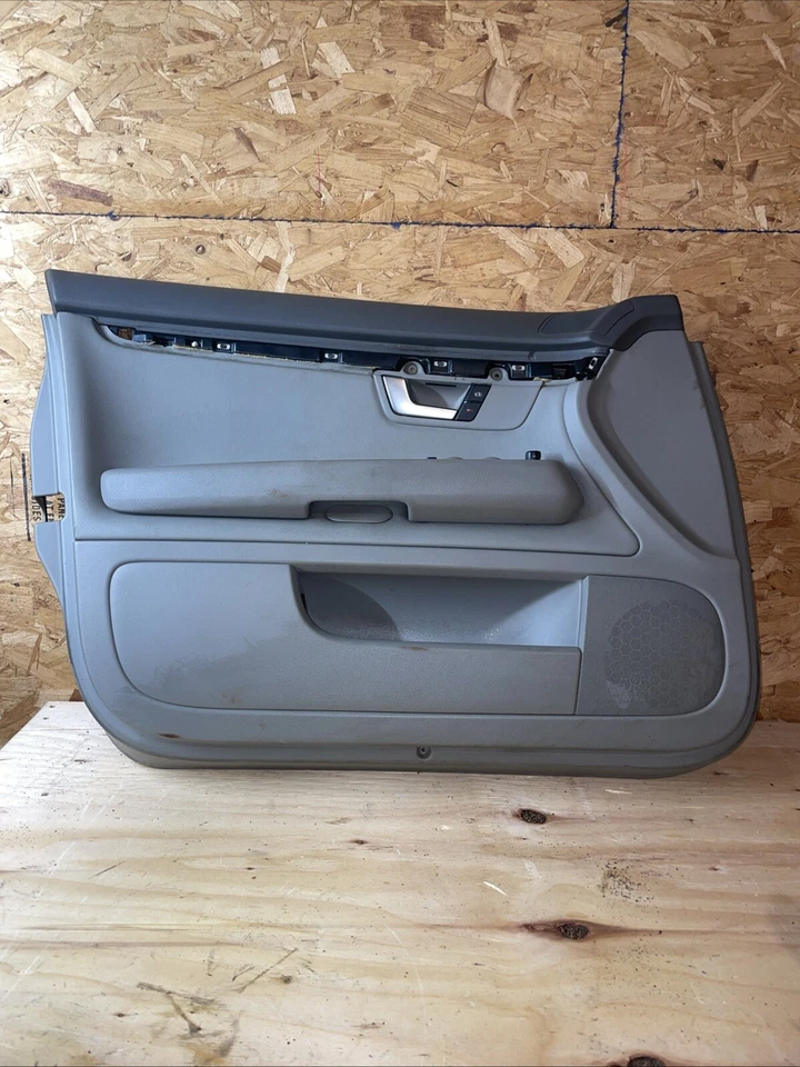 Panel de puerta interior delantero izquierdo lado del conductor Audi A4 2005-2008 sedán Foto 1 de 4