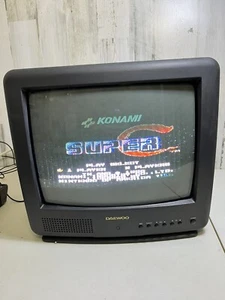 1995 Daewoo 14" Vintage CRT TV Retro Gaming Analog Television DTQ-1440FC TESTED - Picture 1 of 19