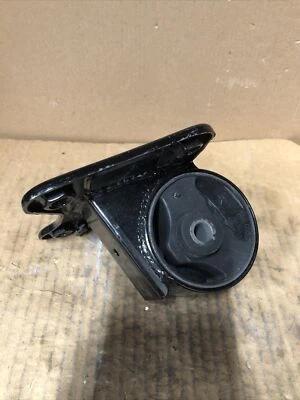 Montaje de motor derecho NOS DEA para Mitsubishi 3000 91-99 Mitsubishi #MB691474. Foto 1 de 4