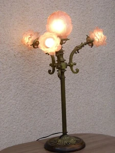 WICHTIGE WOHNZIMMERLAMPE BRONZE VERGOLDET ANTIK 4 BELEUCHTUNGEN KRISTALL PRÄCHTIG  - Bild 1 von 12