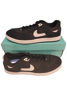 NIB Men Size 10.5 Nike SB Alleyoop Black and White Sneakers Cushion Comfort - Picture 1 of 9