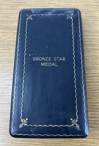 WW2 U.S. Military Bronze Star Medal Box /Coffin Case and Collar pin, No Medal - Picture 1 of 12