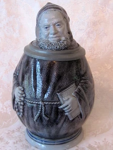 Antico personaggio tedesco birra Stein Monk di Merkelbach & Wick c.1890s - Foto 1 di 11