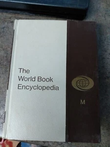 The World Book Encyclopedia M - Volume 13 - Hardcover - World Book Inc (tr) - Imagen 1 de 10