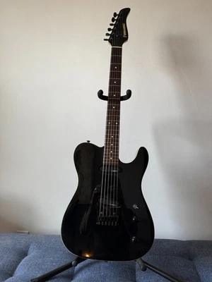 Guitarra FERNANDES Telecaster PT-45 Escala Corta Negra con Estuche Rígido Foto 1 de 4