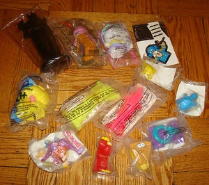 x13 FAST FOOD Toys WENDY'S MCDonalds ROY ROGERS Captain Crunch The Flintstones - Picture 1 of 4