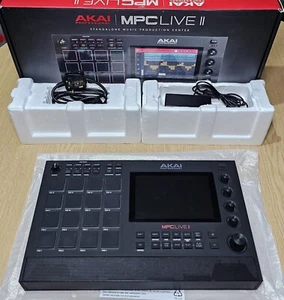 Akai MPC Live II With Box / Cables - Picture 1 of 3