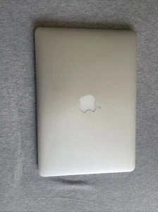 Apple MacBook Pro 13-Inch (256 GB SSD , Intel Core i5, 1.2 GHz, 8GB) - Picture 1 of 6