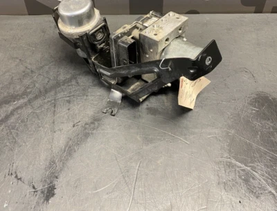 AUDI R8 GT V10 2012 OEM ABS UNIDAD DE FRENO ANTIBLOQUEO USADO Foto 1 de 4