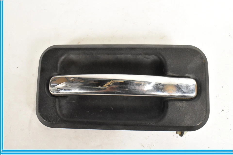 2004 03 04 05 07 HUMMER H2 MAÇANETA TRASEIRA DIREITA EXTERNA CROMADA FABRICANTE DE EQUIPAMENTO ORIGINAL 15104795 - Imagem 1 de 4