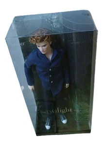2012 Mattel: Jasper The Twilight Saga Breaking Dawn Teil 2 Pink Label Barbie - Bild 1 von 10
